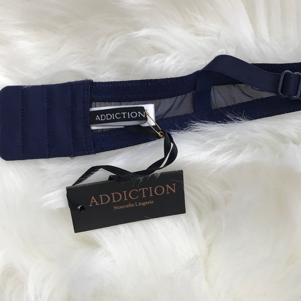 Addiction Lingerie Basic Triangular Bra - Picture 6 of 6
